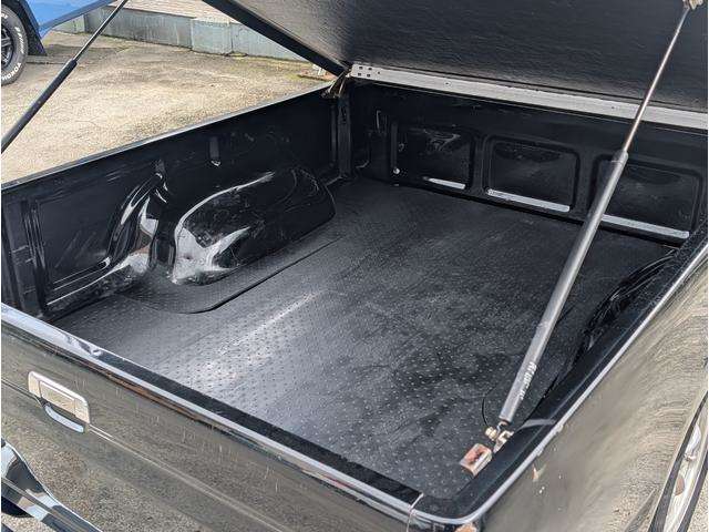 Toyota Hilux 11