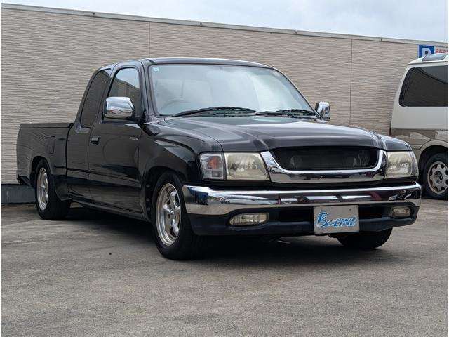Toyota Hilux 5