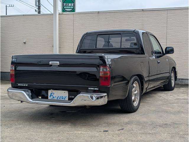 Toyota Hilux 10