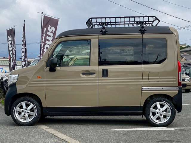 Honda N-VAN 10