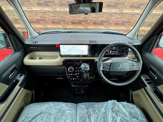 Mitsubishi Delica Mini 3