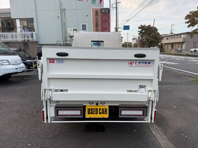 Toyota Town Ace Truck 9