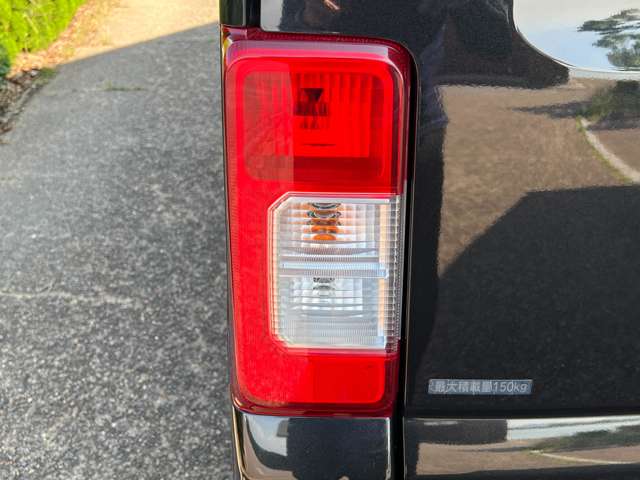 Daihatsu ハイゼットキャディー 12