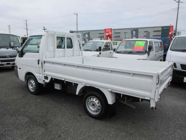 Nissan Vanette Truck 12