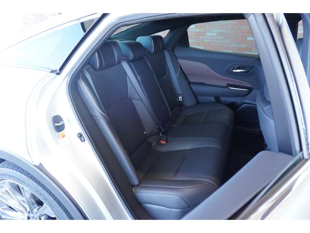 Toyota Crown Crossover 12