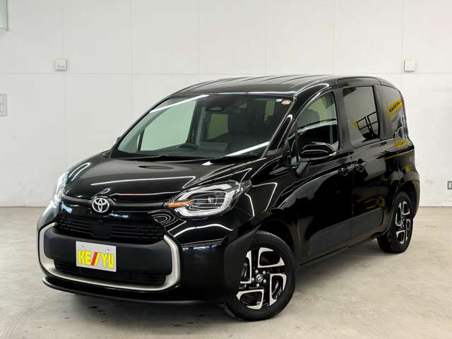 Toyota Sienta 3