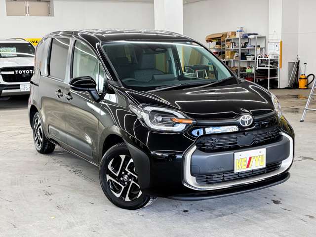 Toyota Sienta 8