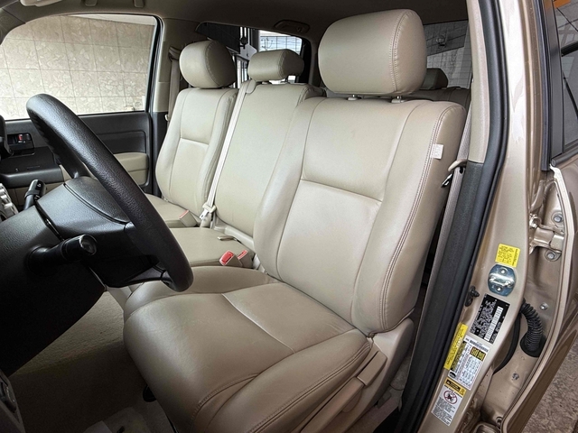 Toyota Tundra 2