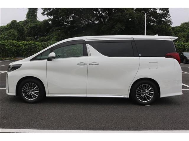Toyota Alphard 10