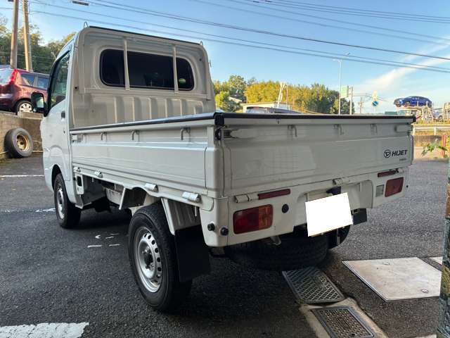 Daihatsu Hijet Truck 4