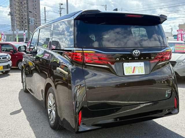 Toyota Alphard 11