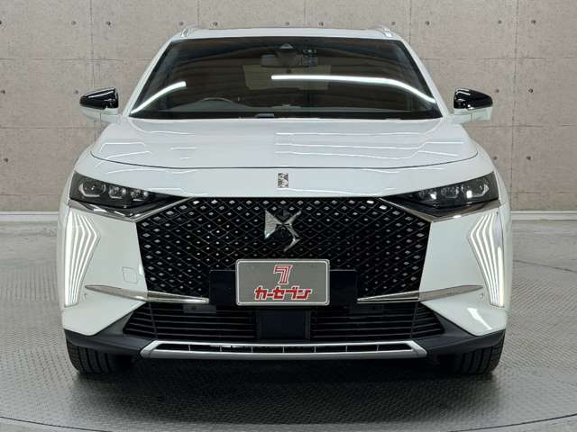 DS Automobiles DS7 11