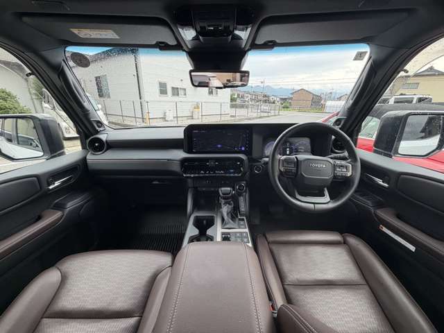 Toyota Land Cruiser 250 4