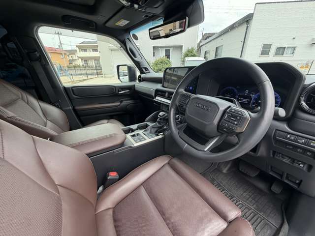 Toyota Land Cruiser 250 8
