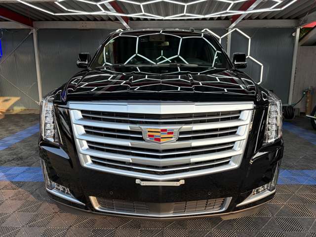 Cadillac エスカレード 2