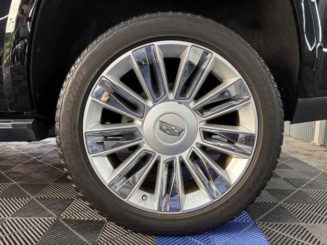 Cadillac エスカレード 10