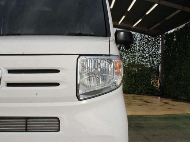 Honda N-VAN 12