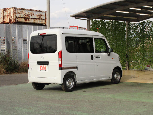 Honda N-VAN 8