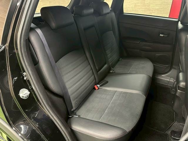 Mitsubishi RVR 10
