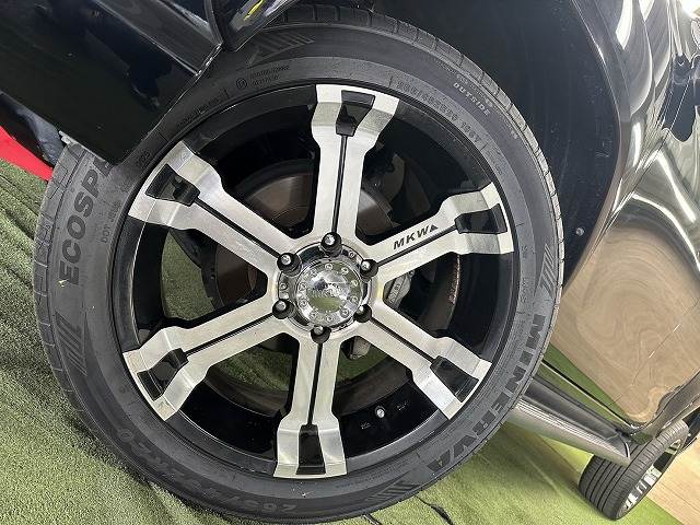 Toyota Hilux 12