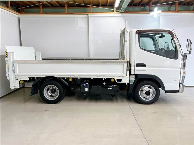 Mitsubishi Fuso Canter 7