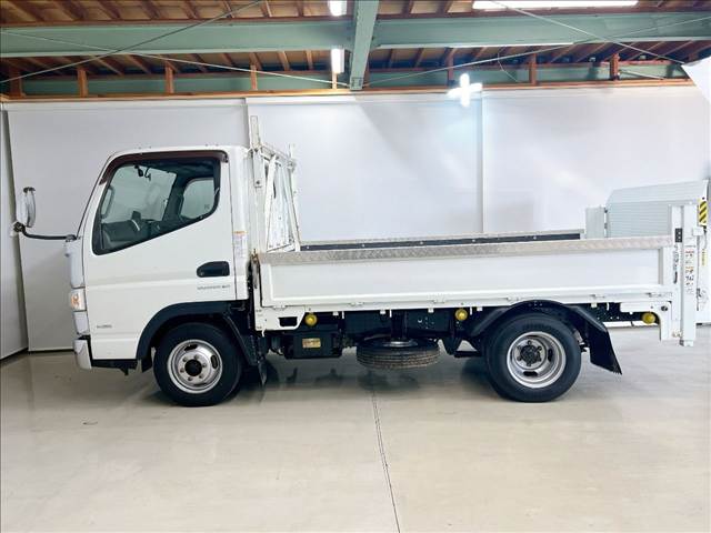 Mitsubishi Fuso Canter 8