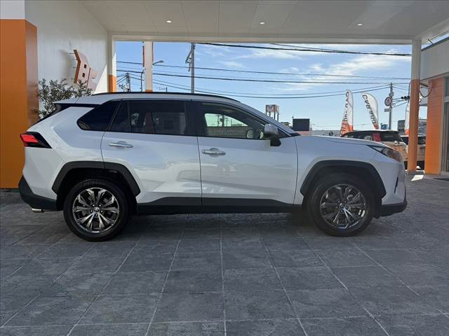 Toyota RAV4 11