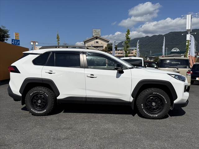 Toyota RAV4 12