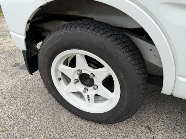 Suzuki Jimny 10