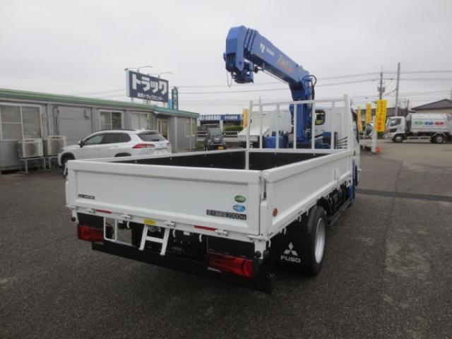 Mitsubishi Fuso Canter 4