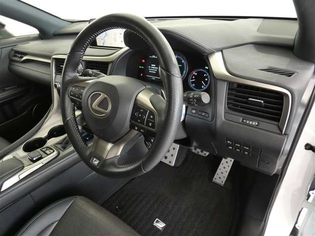 Lexus RX 4