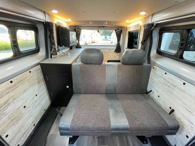 Nissan NV200 Vanette Van 8