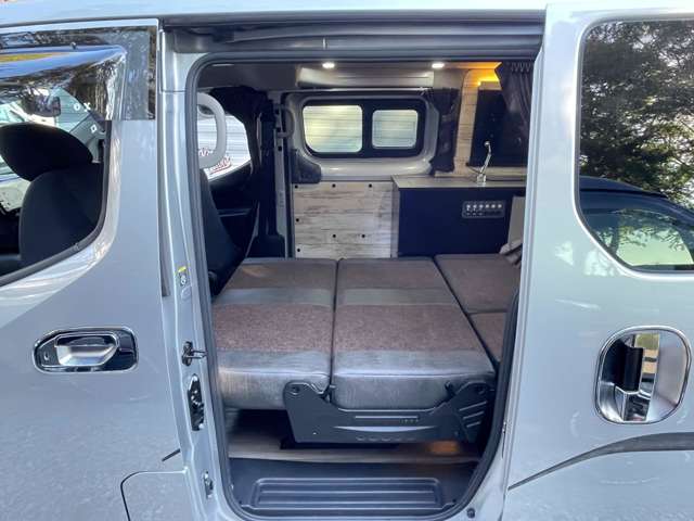 Nissan NV200 Vanette Van 9