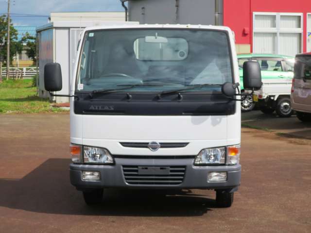 Nissan Atlas 2