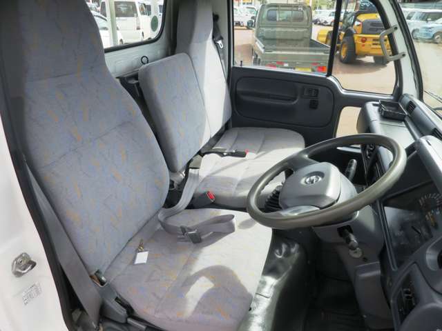 Nissan Atlas 8
