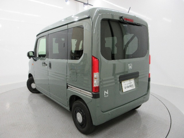 Honda N-VAN 8