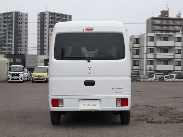 Suzuki Every 2