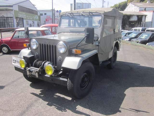 Mitsubishi Jeep 3