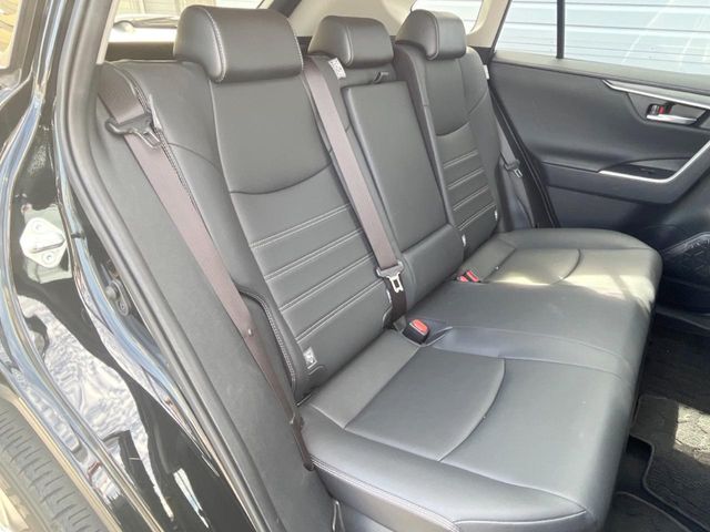 Toyota RAV4 10