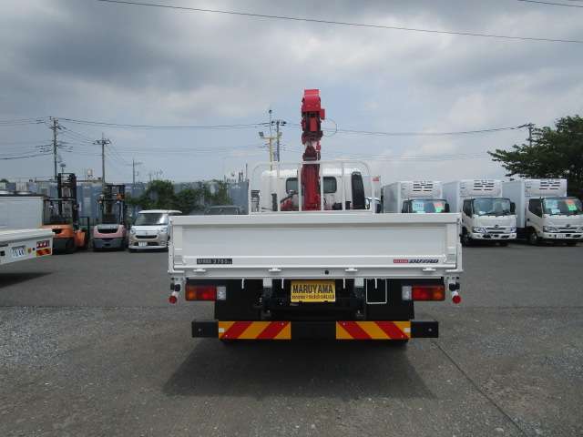 Hino Dutro 11
