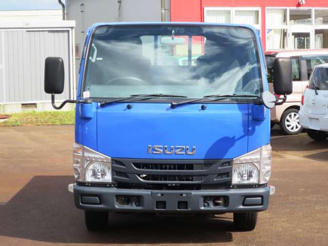 Isuzu Elf 2