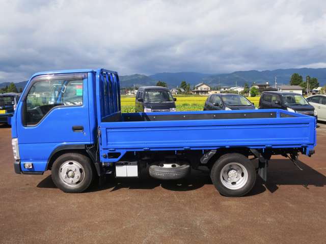 Isuzu Elf 5