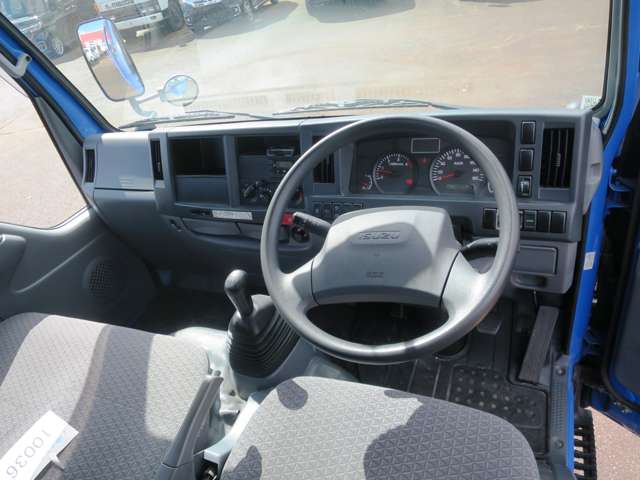 Isuzu Elf 9
