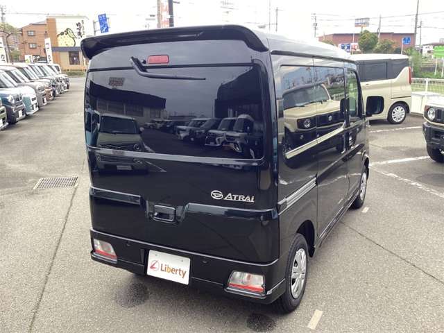 Daihatsu Atrai 5