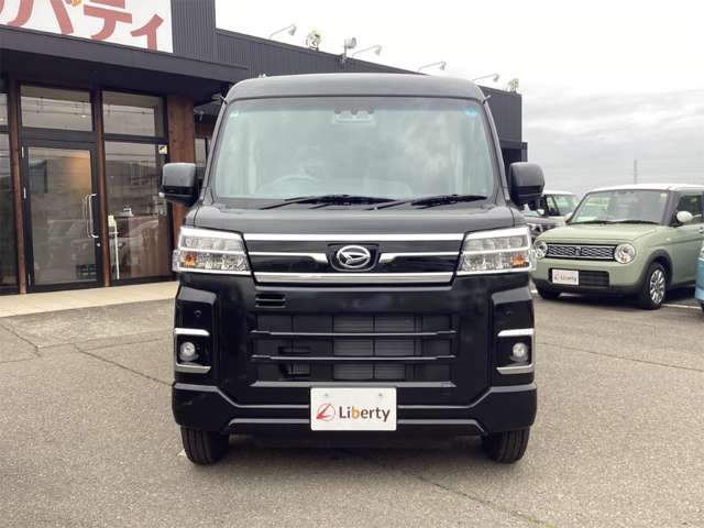 Daihatsu Atrai 7