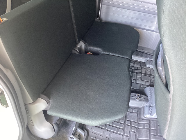 Honda N-VAN 8