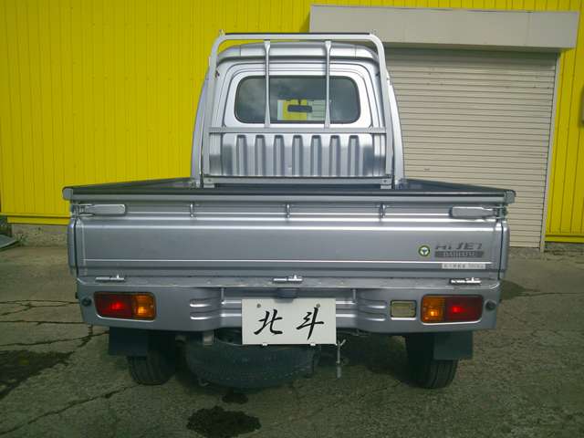 Daihatsu Hijet Truck 4