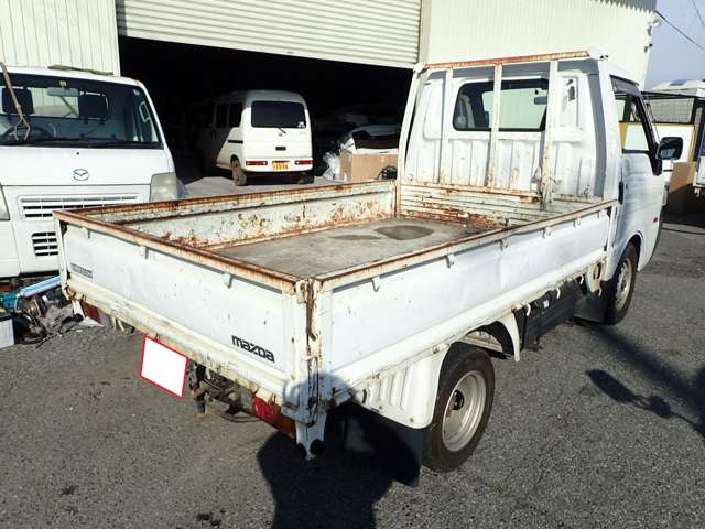 Mazda Bongo Truck 6