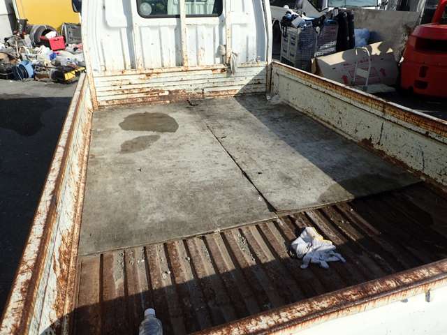 Mazda Bongo Truck 7