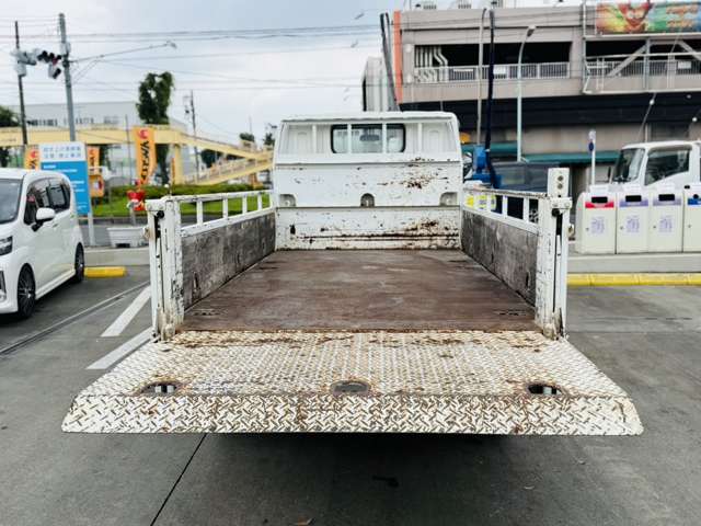 Mitsubishi Fuso Canter 6